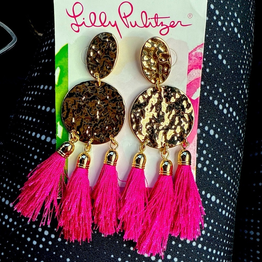 Lilly Pulitzer NWT Boho Mermaid Grotto Tassel Fringe Gold Earrings pink